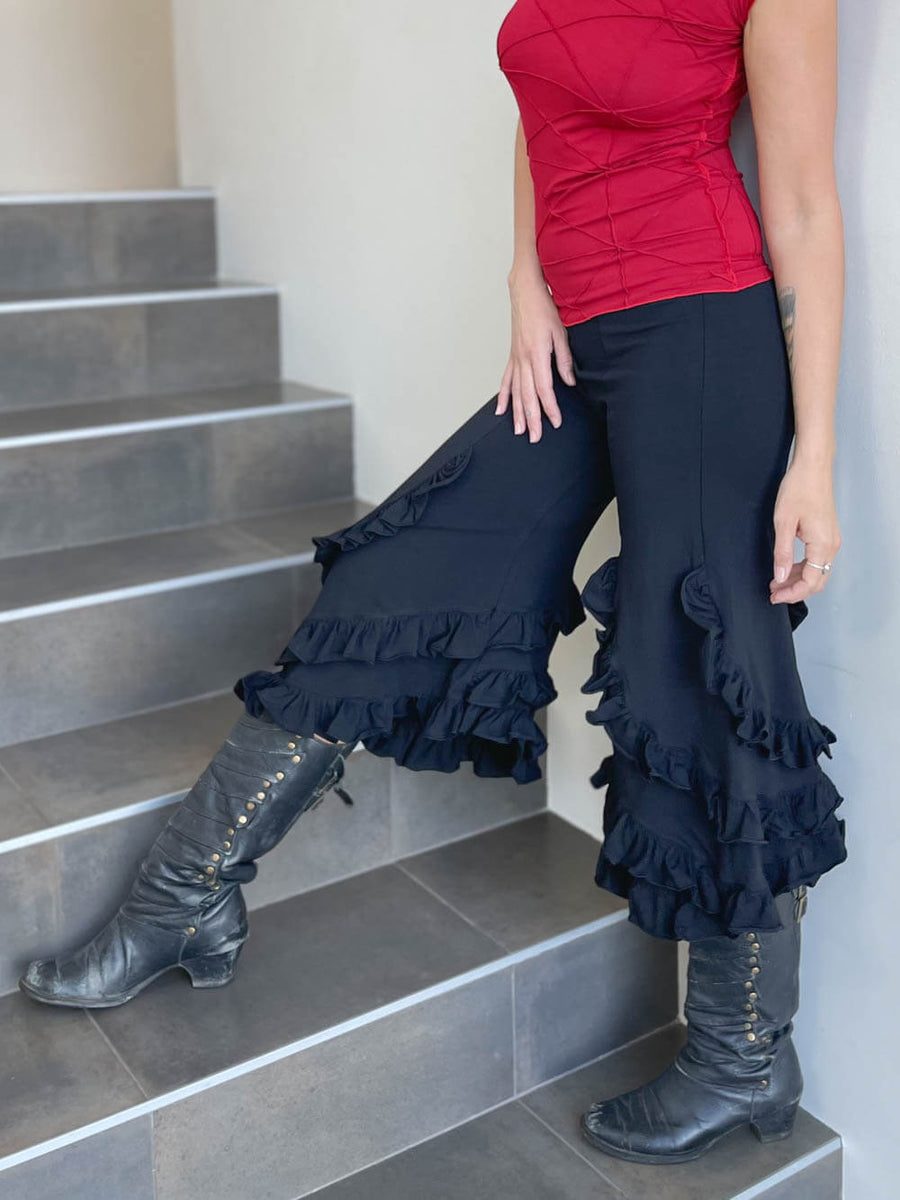 caraucci-bloomers-black-front-